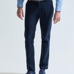 Men's Classic fit chinos