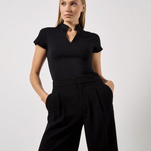 Women's corporate short-sleeved top v-neck mandarin collar (regular fit)
