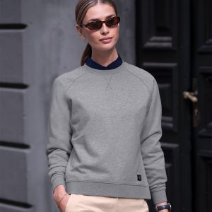 Women’s Georgetown – timeless luxury crew neck