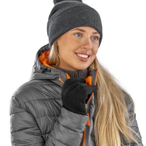 Pom pom beanie
