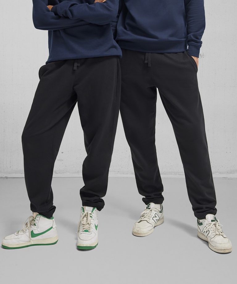 B&C ID.000 sweatpants