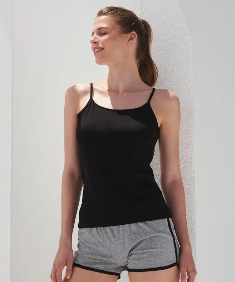 Women's feel-good stretch spaghetti vest